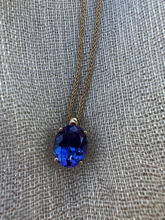 Tanzanite oval Pendant