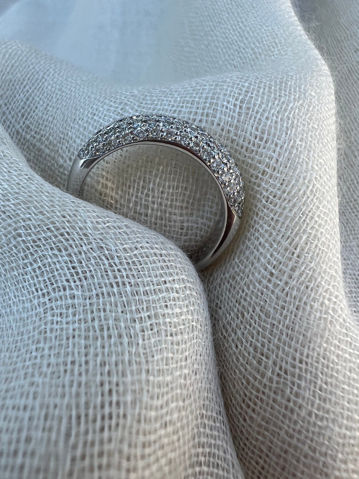 Parvé Domed diamond ring