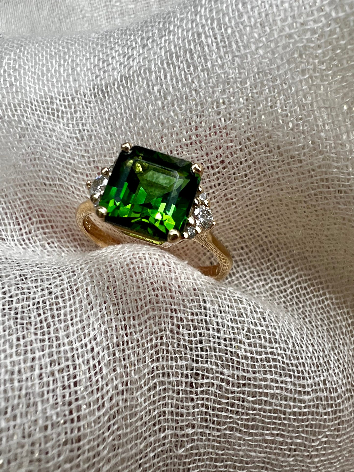 Green Tourmaline ring with diamonds