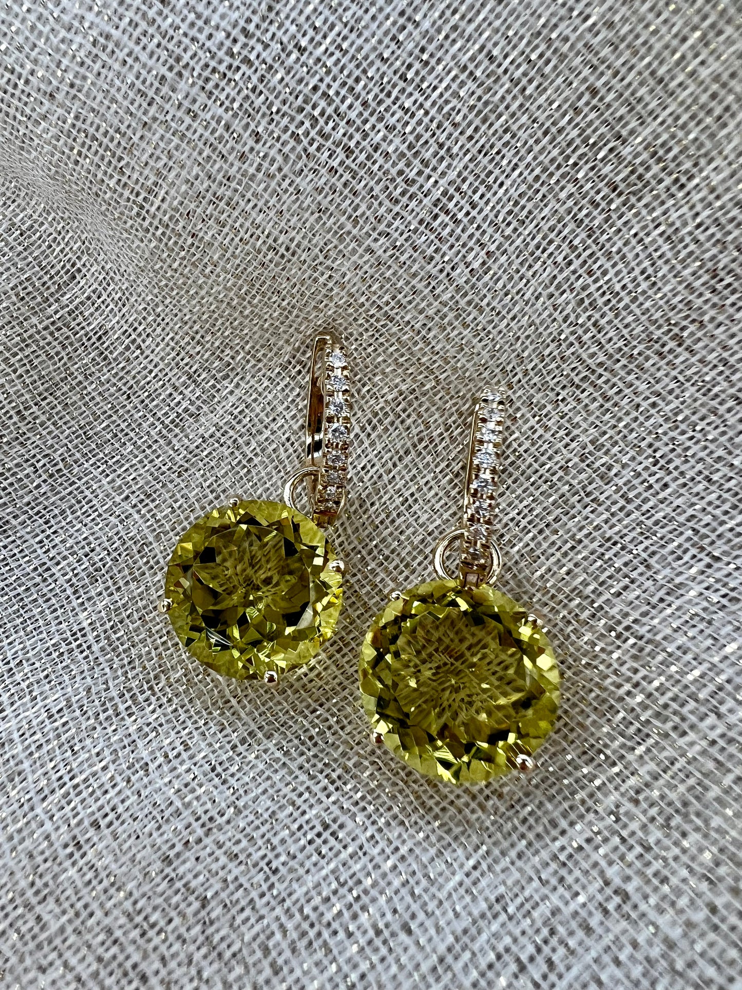 Ouro Verde earrings