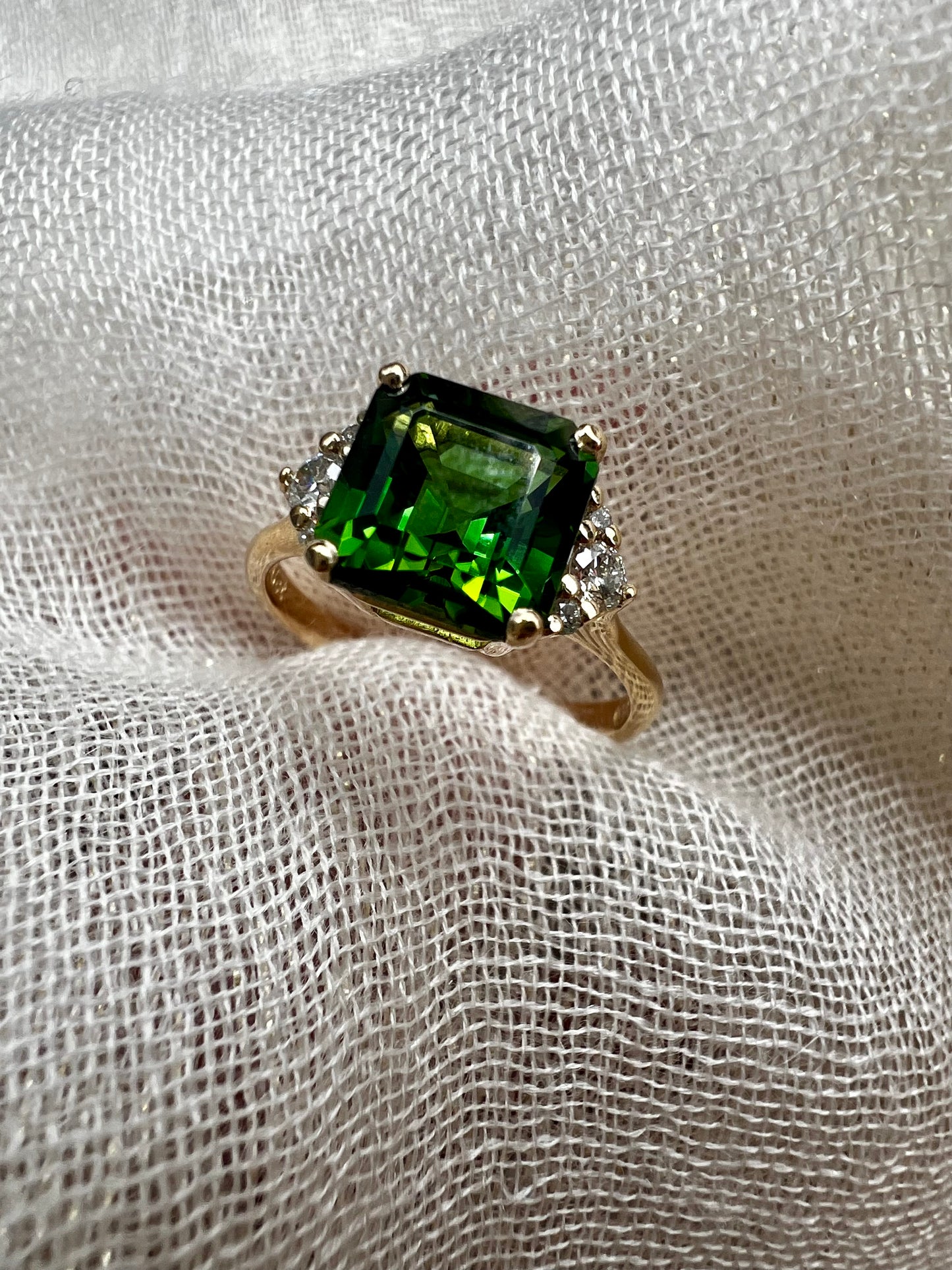 Green Tourmaline ring with diamonds