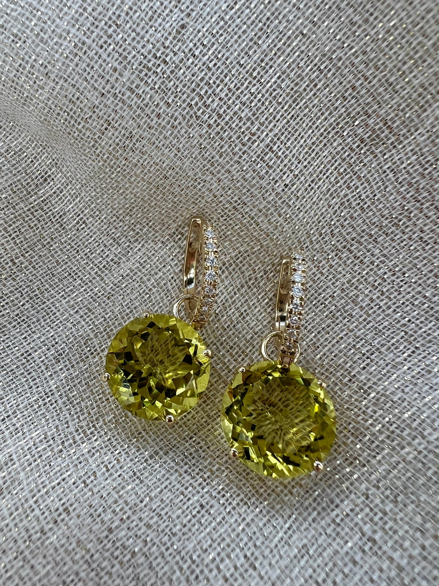 Ouro Verde earrings