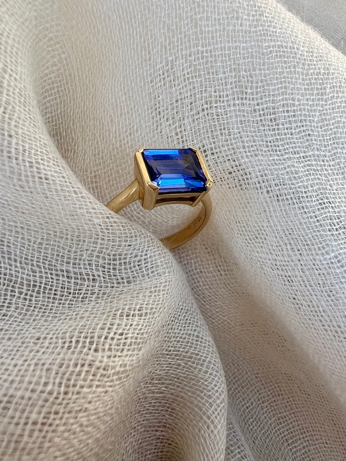 Tanzanite Emerald cut ring