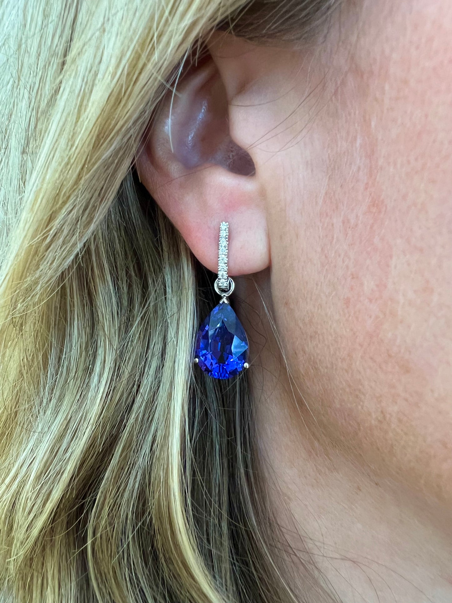 Tanzanite Pear earrings