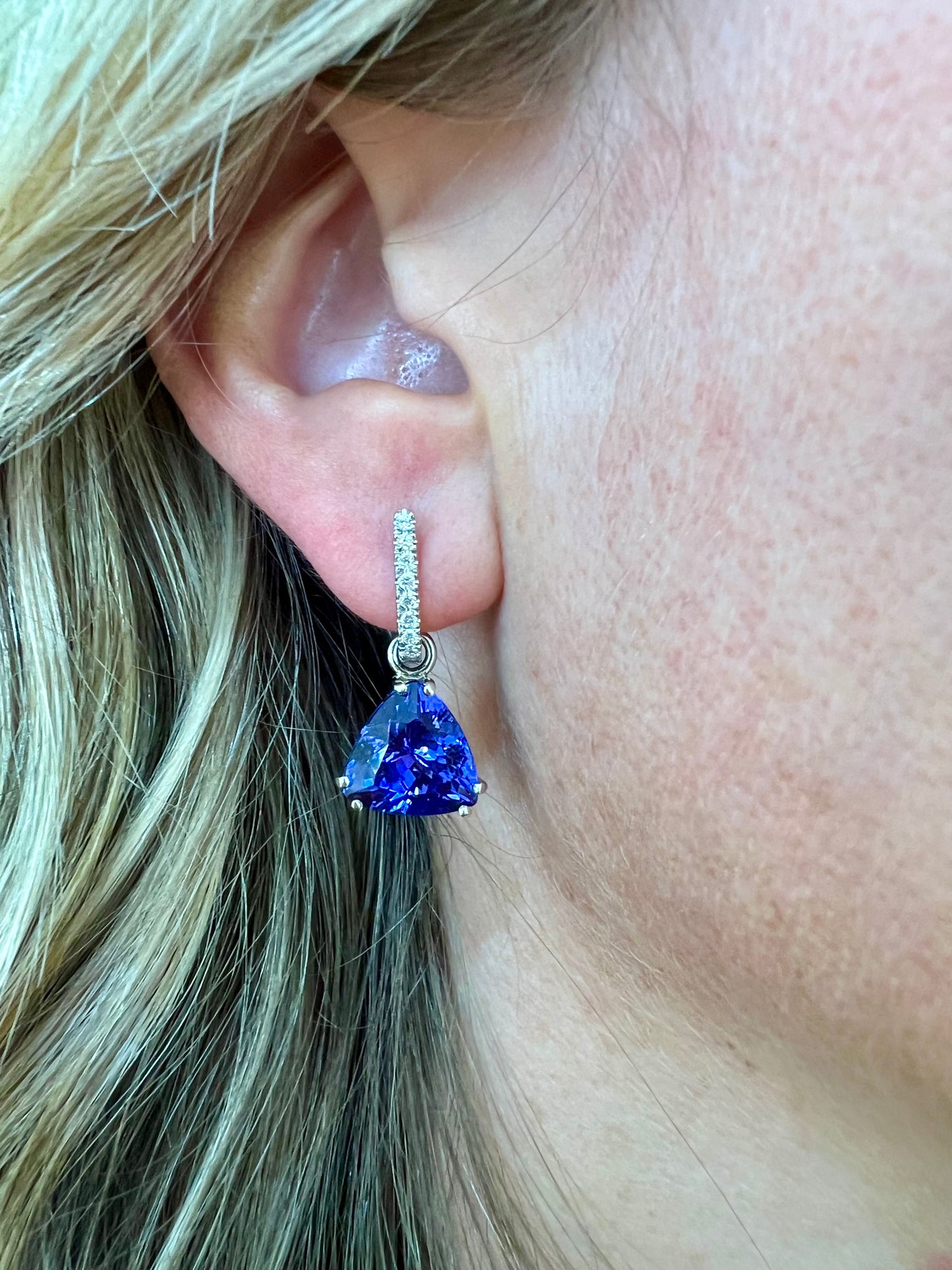 Tanzanites Trillion drop earrings