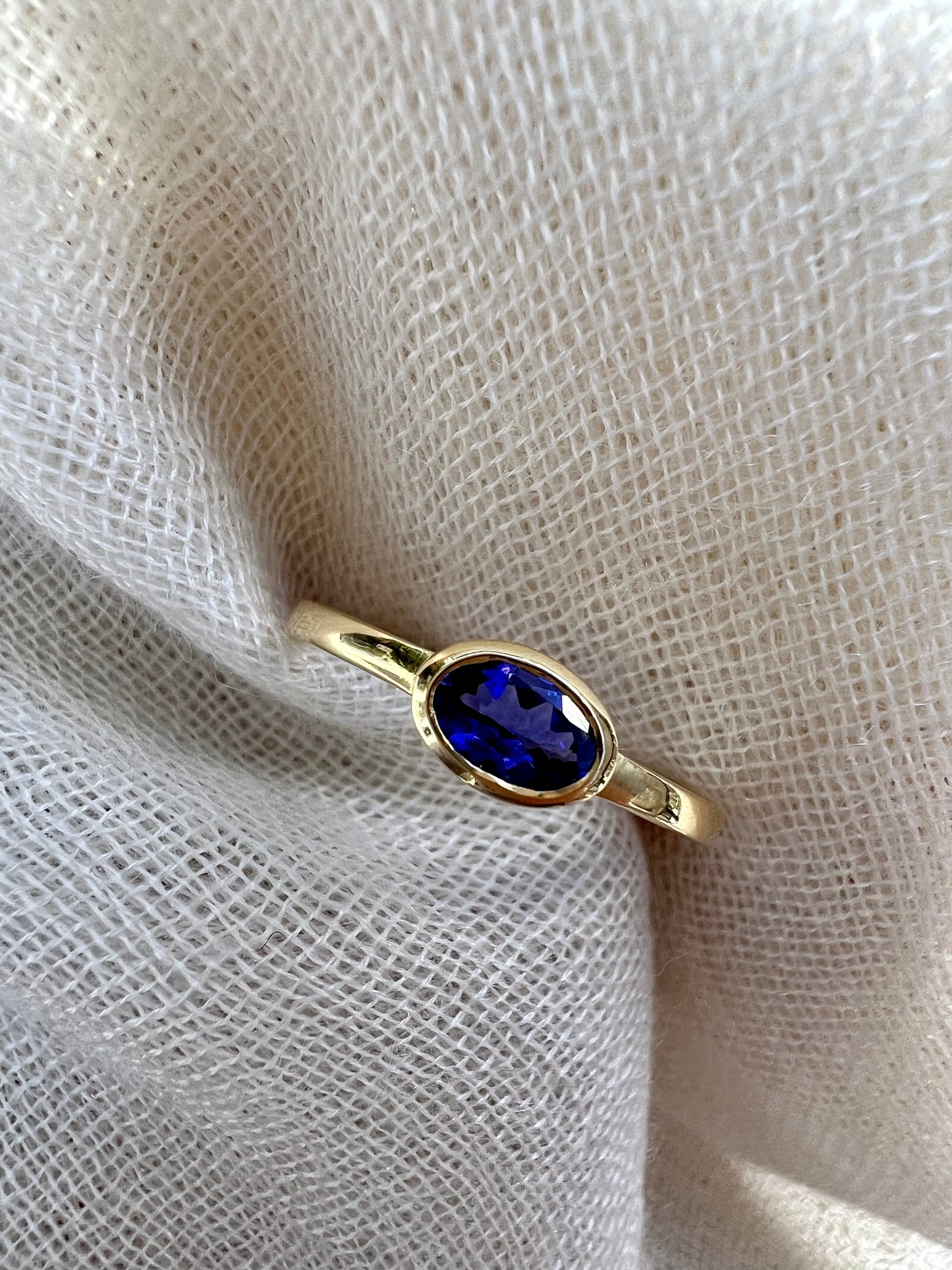 Oval Tanzanite ring.