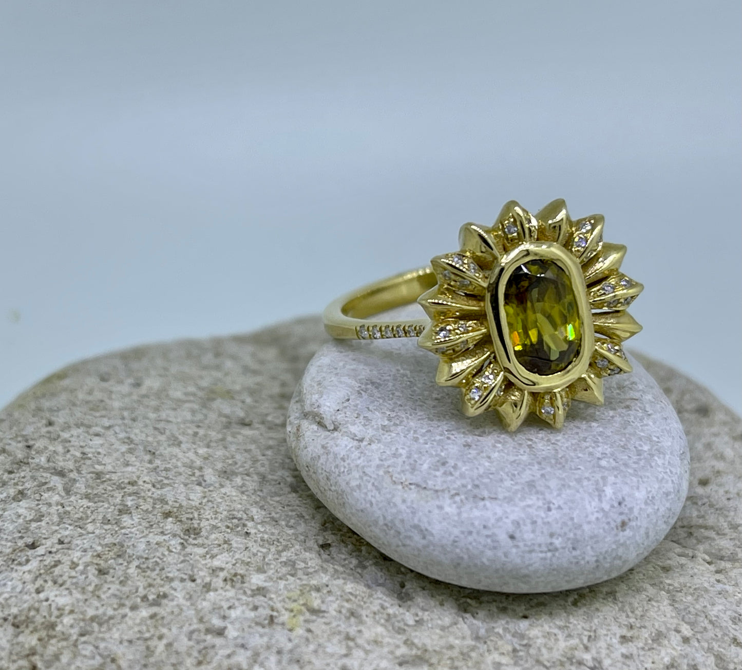 Sphene sun ring in yellow gold