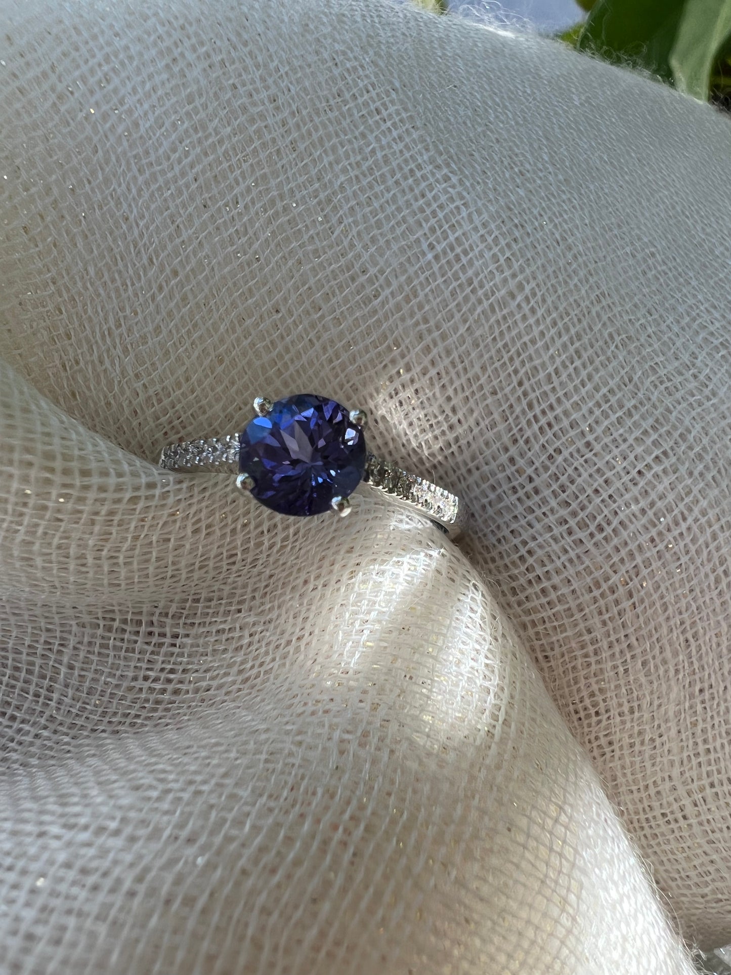 Tanzanite ring in white gold