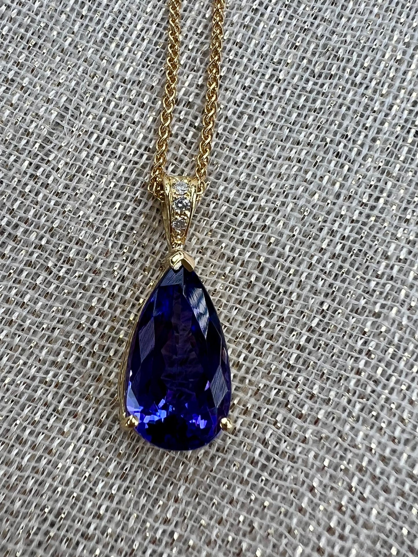 Tanzanite pear pendant