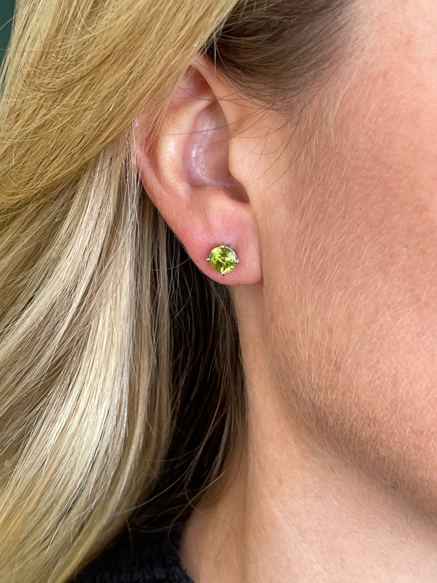 Peridot studs