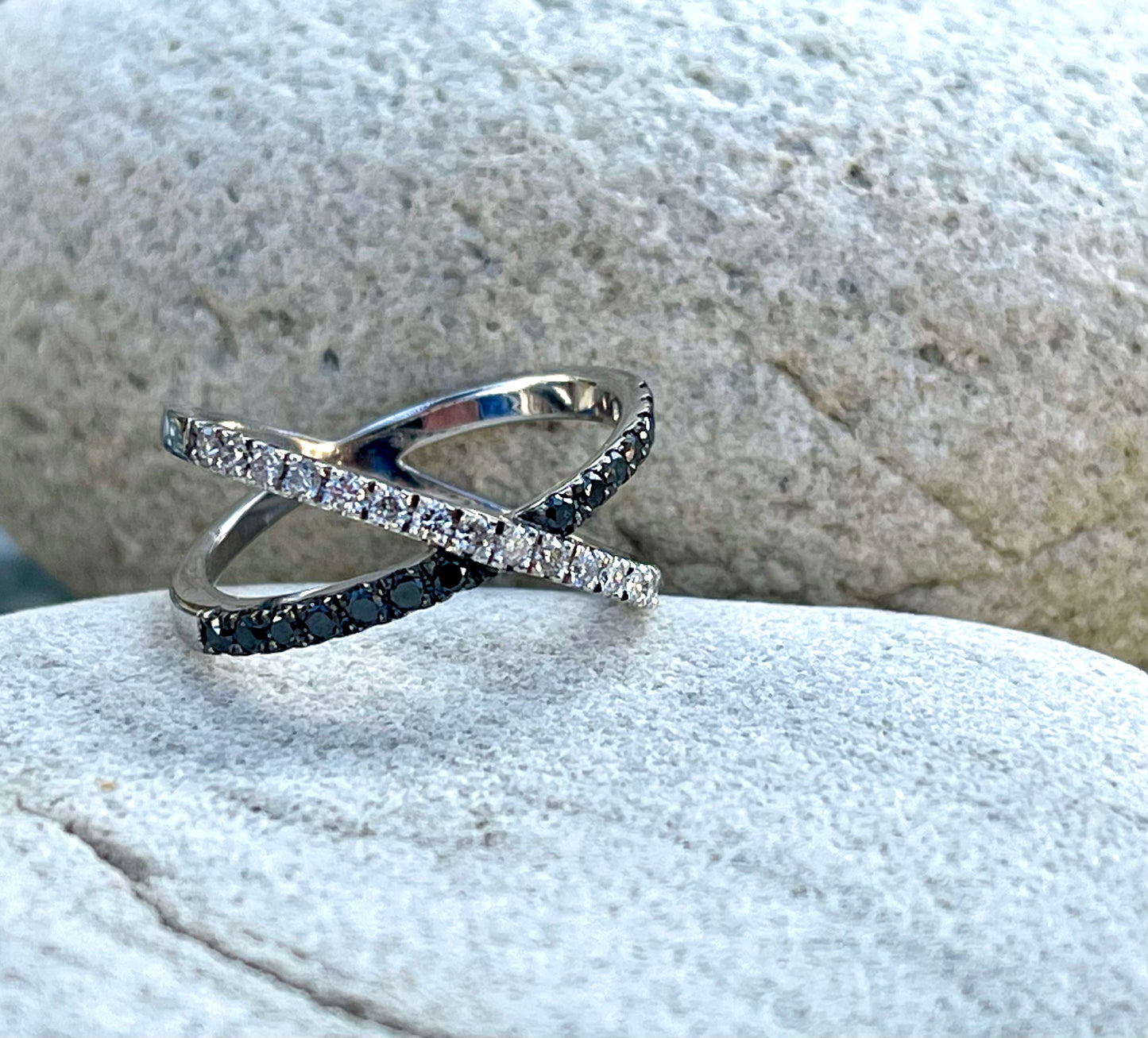 Black and white diamond criss cross ring